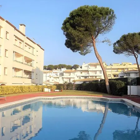 Club Nautic Apartment *